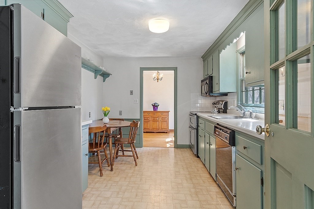 30 Cold Spring Road Westford, MA 01886 - Photo 18 of 42 Gallery Image 18