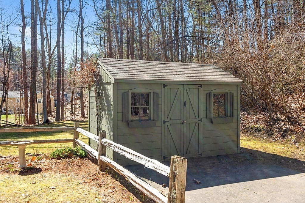 30 Cold Spring Road Westford, MA 01886 - Photo 5 of 42 Gallery Image 5