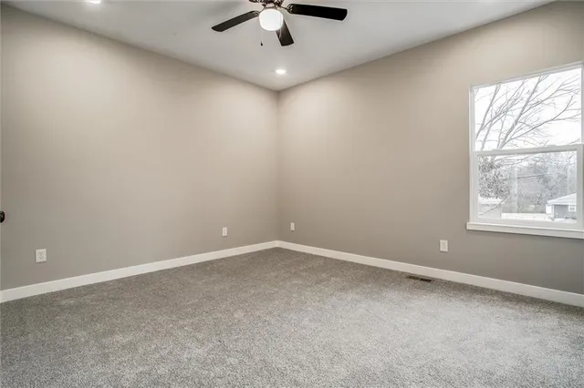 $335,000 | 1104 Northeast Columbus Street, Lee's Summit, MO 64086