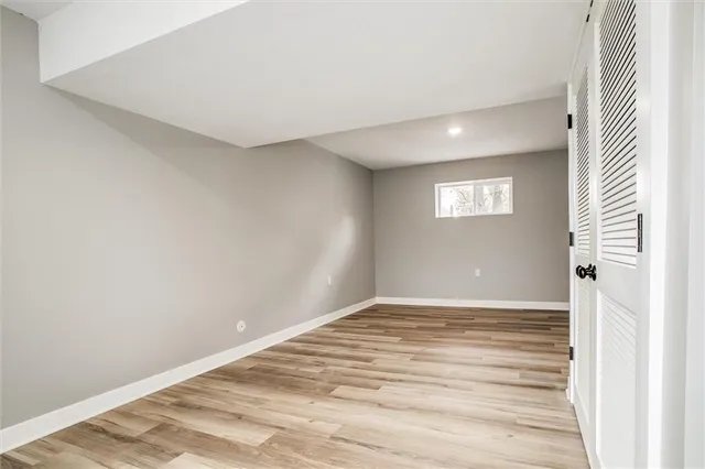 $335,000 | 1104 Northeast Columbus Street, Lee's Summit, MO 64086