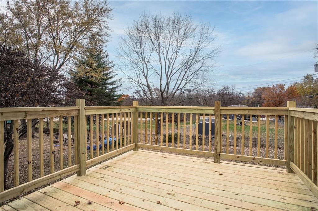 1104 Northeast Columbus Street Lee's Summit, MO 64086 - Photo 25 of 28