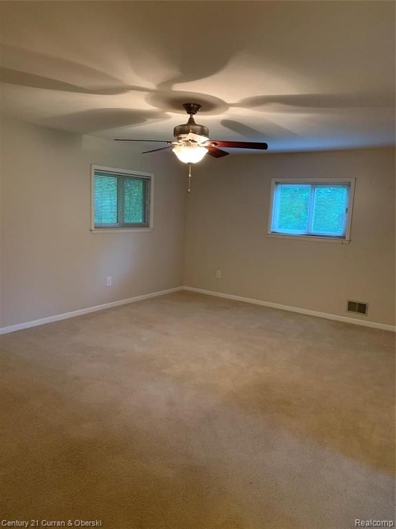 27860 Peppermill Road Farmington Hills, MI 48331 - Photo 12 of 28