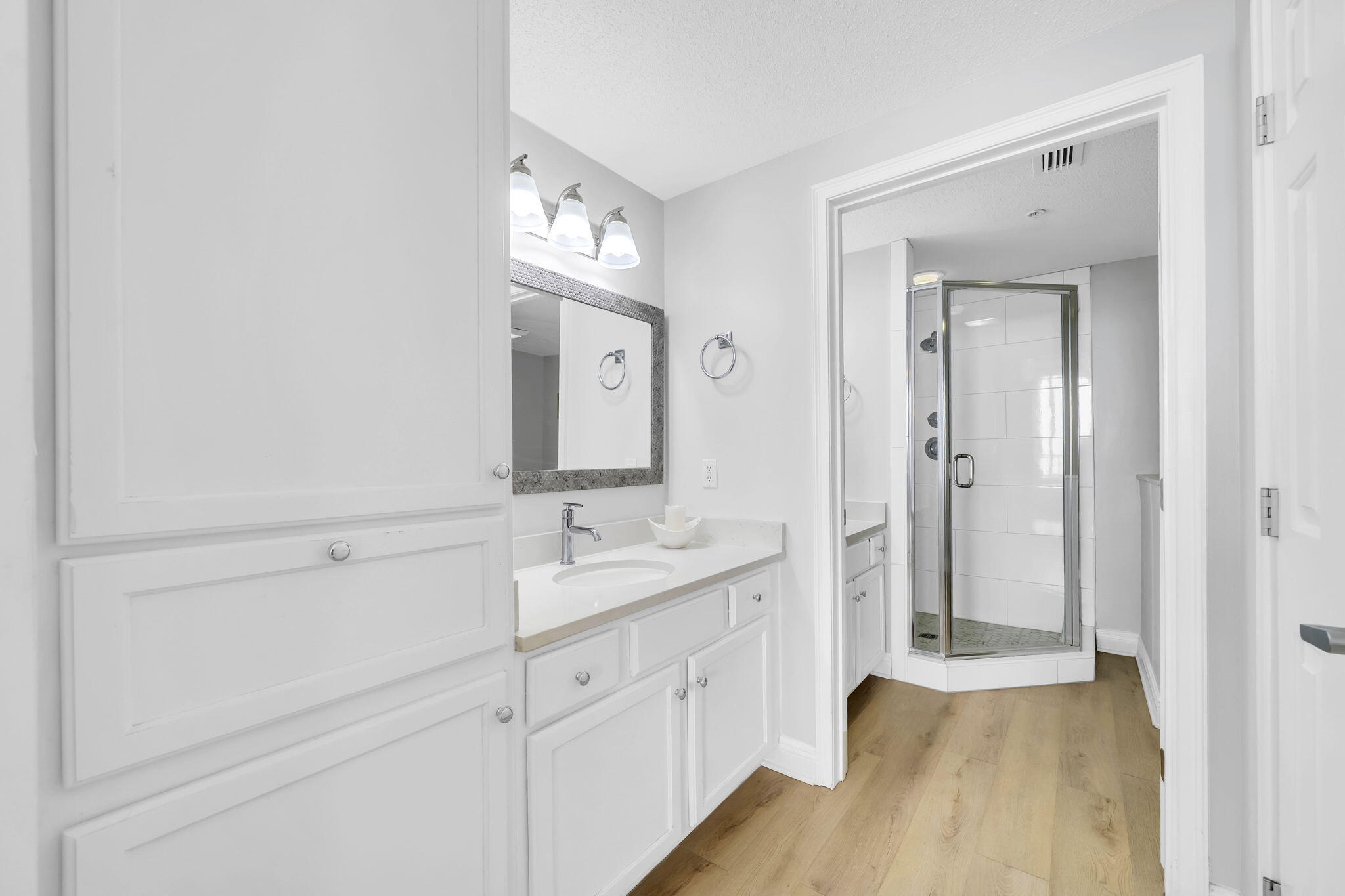 590 Santa Rosa Boulevard, Unit 418 Fort Walton Beach, FL 32548 - Photo 16 of 38 36-web-or-mls-DSC00394