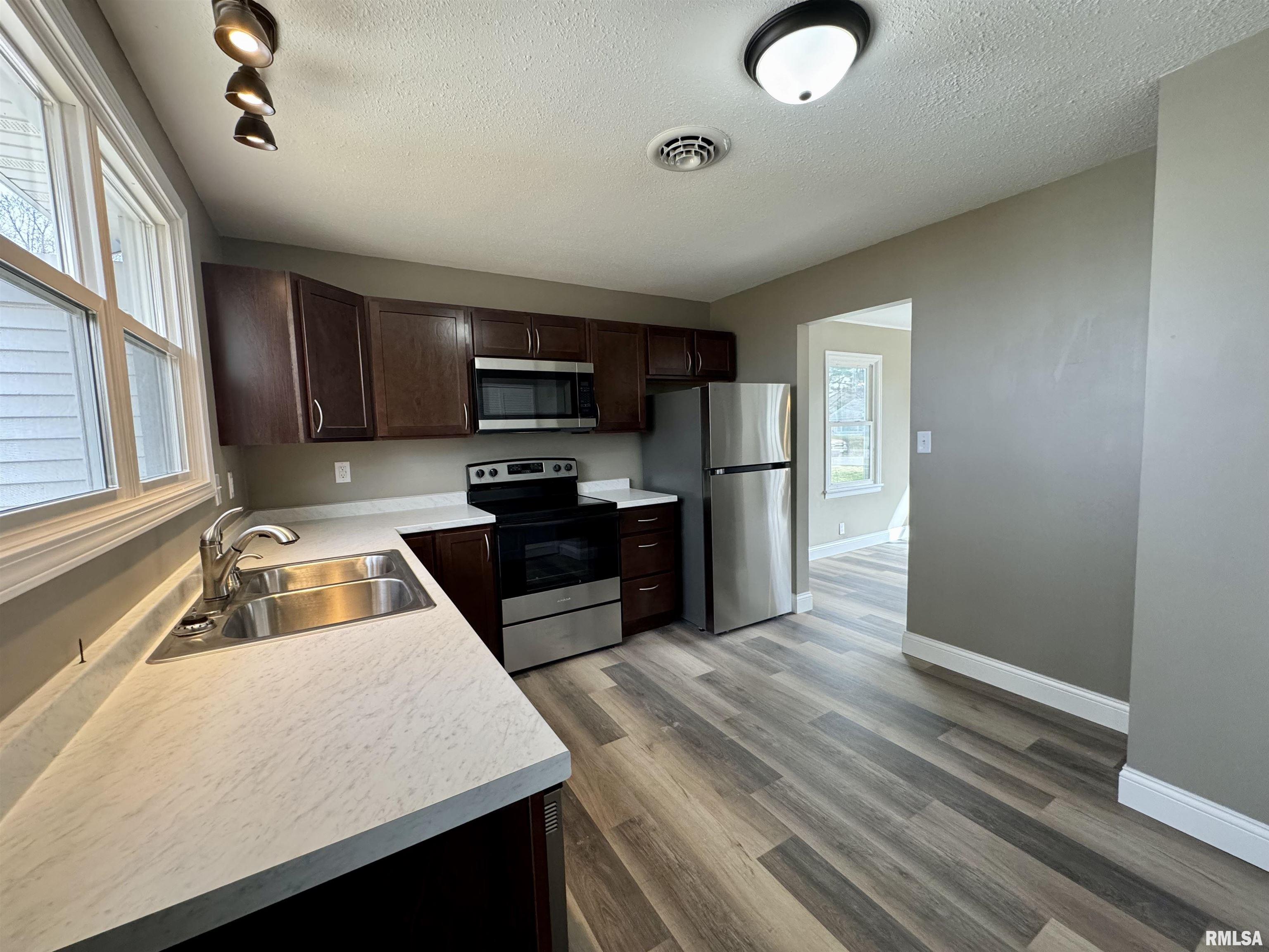 908 Hampton Lane Canton, MO 63435 - Photo 12 of 16