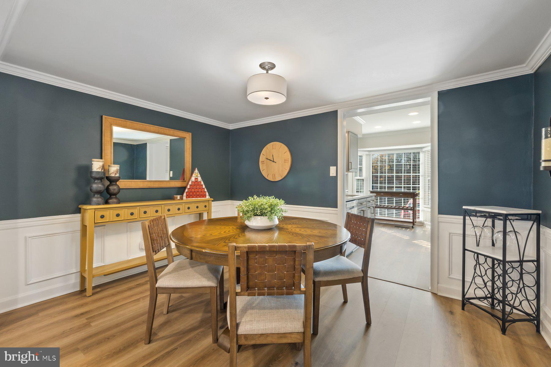 1606 Angus Court Crofton, MD 21114 - Photo 11 of 52 Dining Room