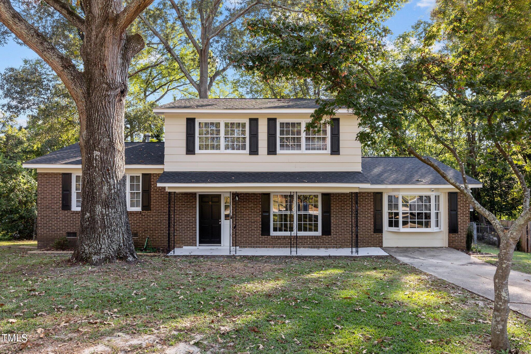 1-web-or-mls-707A8537