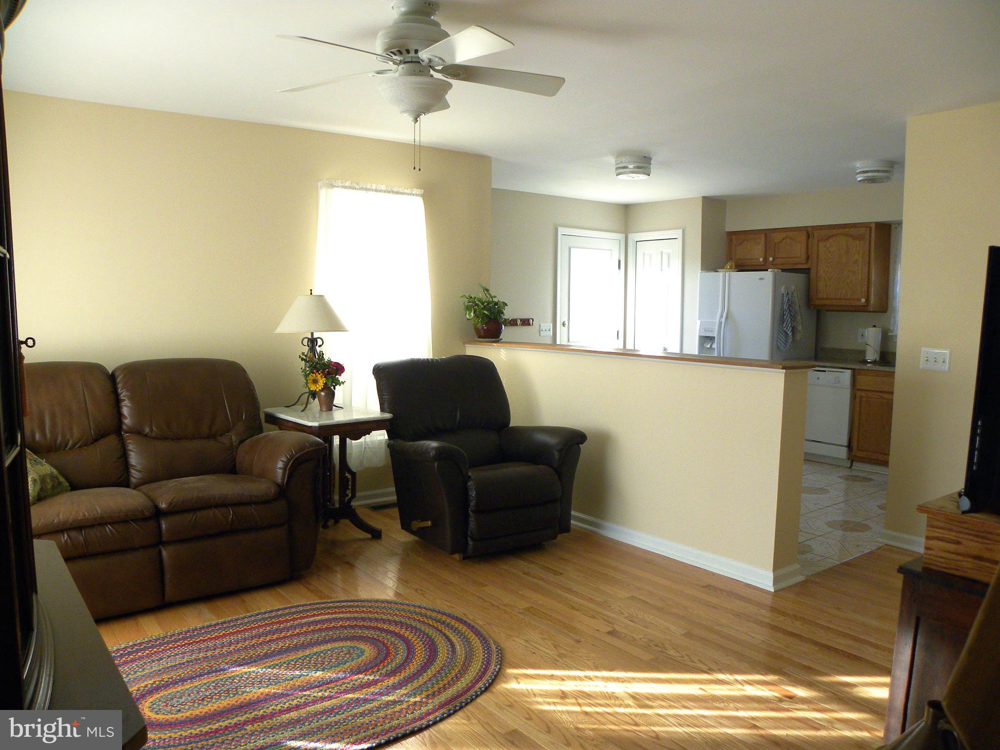 5385 Green Bridge Road Dayton, MD 21036 - Photo 6 of 29 Living room off of kitchen