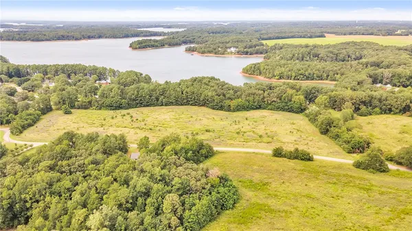 $812,500 | 3 Island Point Road, Starr, SC 29684