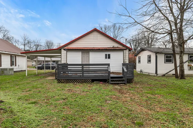 $1,100 | 508 5th Street, Lawrenceburg, TN 38464
