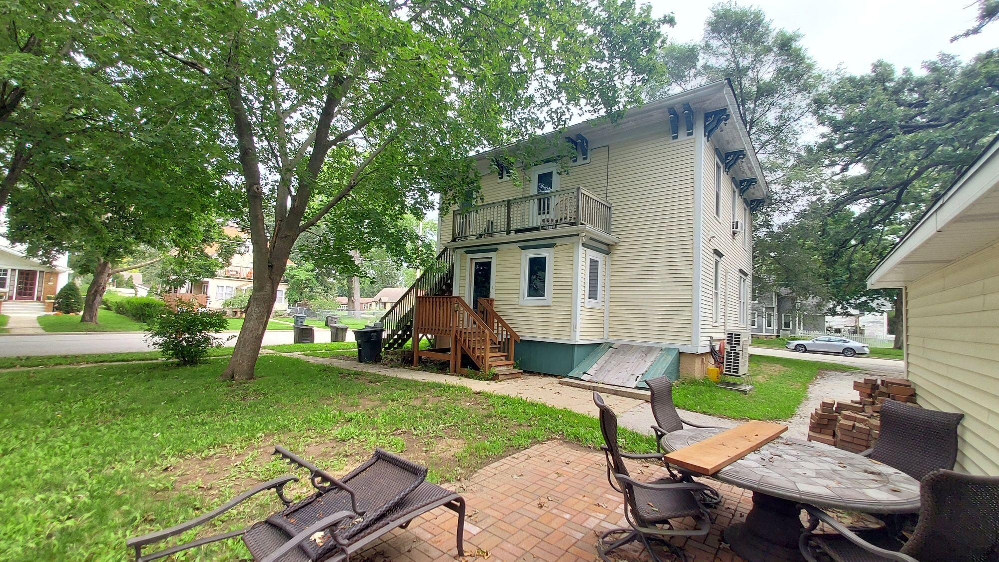 619 Division Street Mukwonago, WI 53149 - Photo 44 of 47 Backyard - Patio