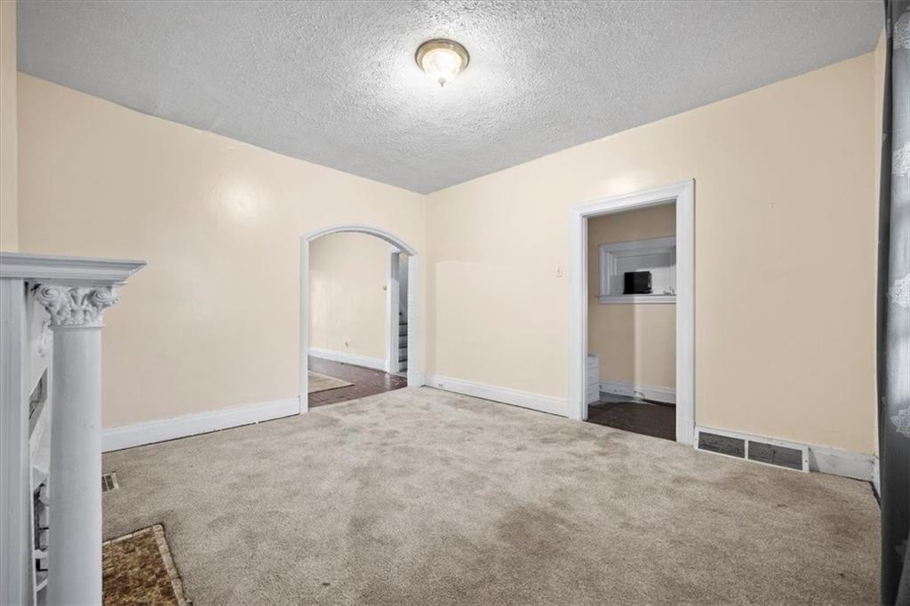 1111 Dohrman Street McKees Rocks, PA 15136 - Photo 6 of 24 Gallery Image 6