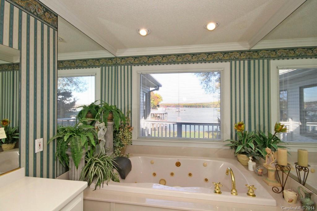 4996 Kiser Island Road Terrell, NC 28682 - Photo 12 of 24 Gallery Image 12
