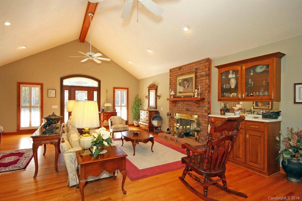 4996 Kiser Island Road Terrell, NC 28682 - Photo 4 of 24 Gallery Image 4