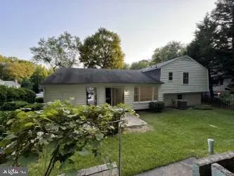 $3,800 | 6437 Alloway Court, Springfield, VA 22152