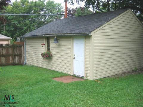 4303 Harvard Road Detroit, MI 48224 - Photo 7 of 8 493744-6.JPG