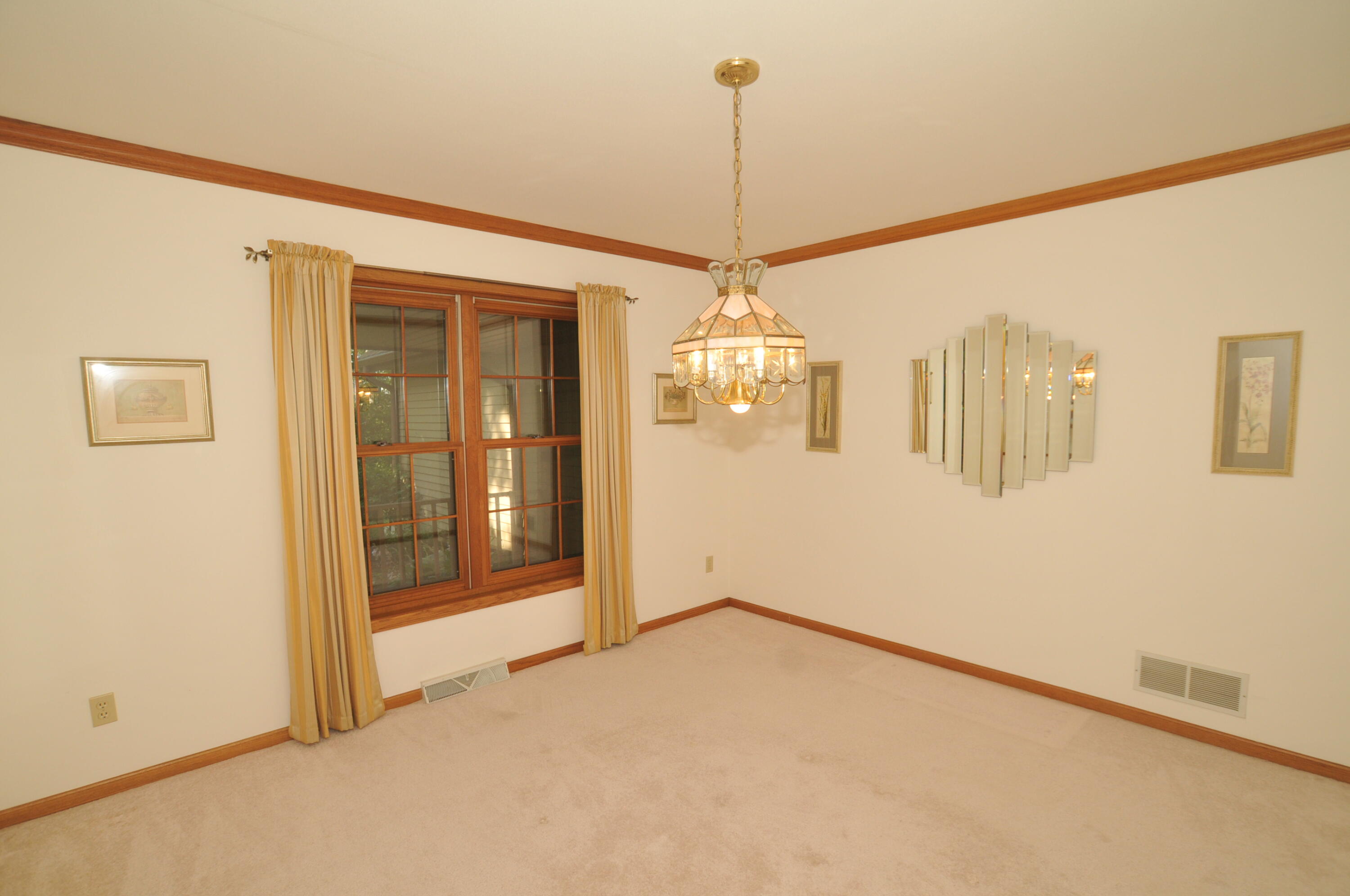 2436 5 1/2 Mile Road Caledonia, WI 53402 - Photo 31 of 44 DSC_0841
