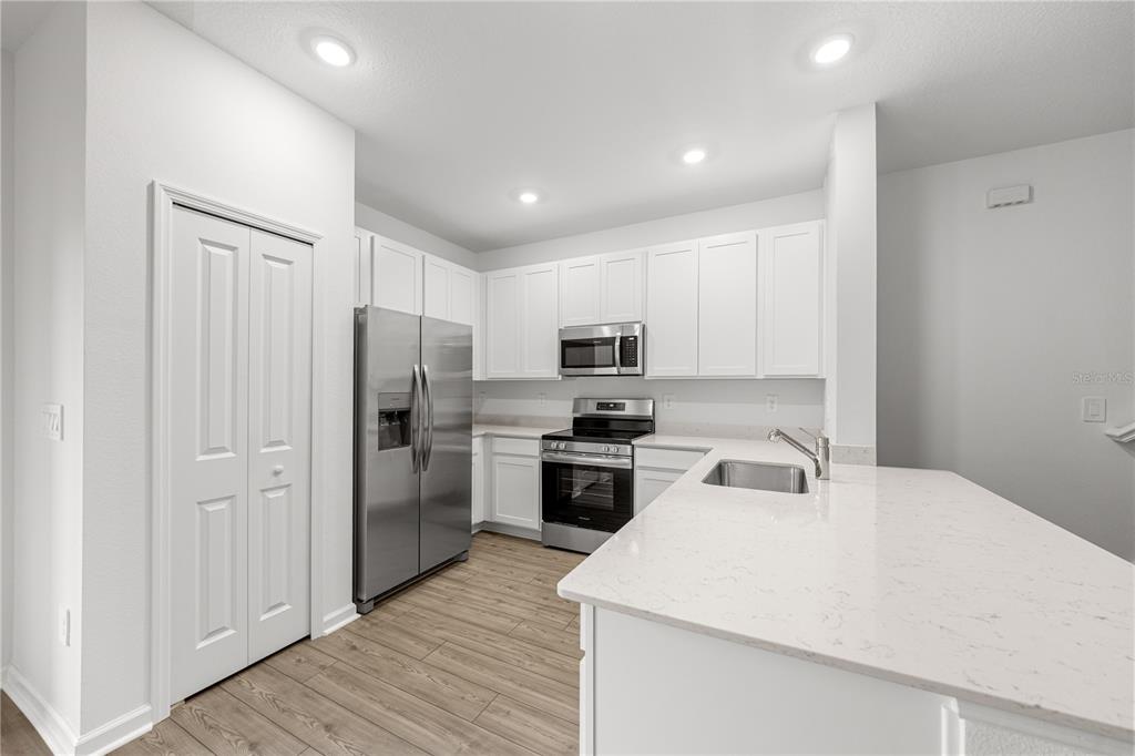 4903 Southwest 81st Loop Ocala, FL 34476 - Photo 5 of 25