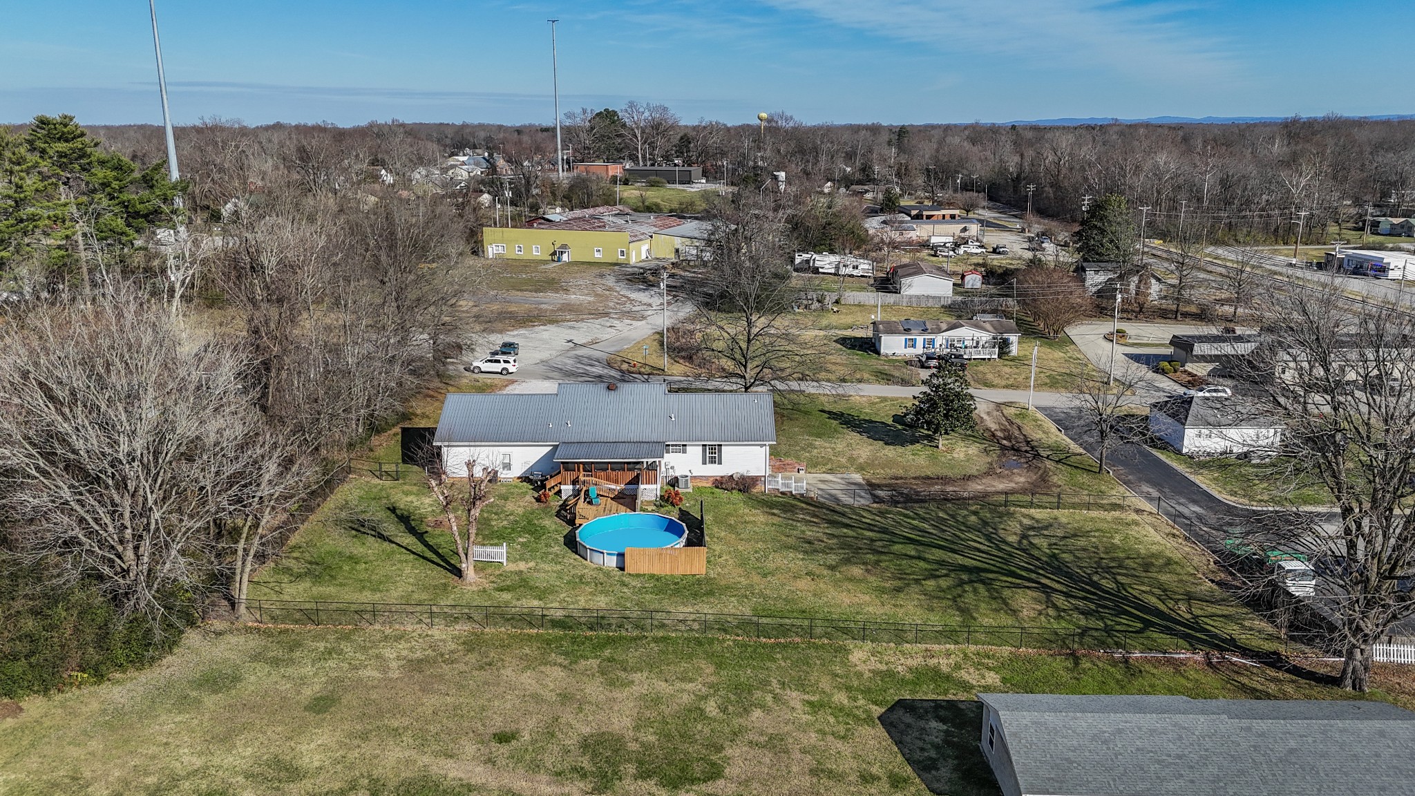 126 4th Avenue North Baxter, TN 38544 - Photo 3 of 33 an aerial view of a house with a yard