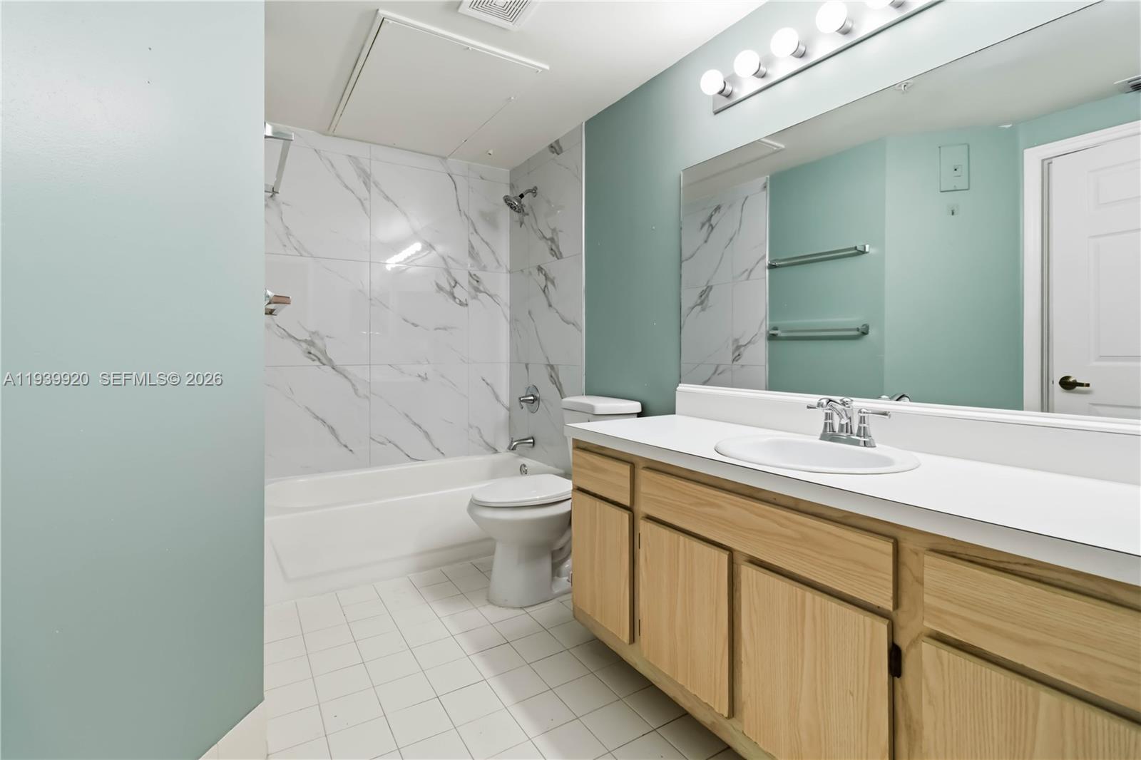 751 Southwest 148th Avenue, Unit 1008 Sunrise, FL 33325 - Photo 14 of 26