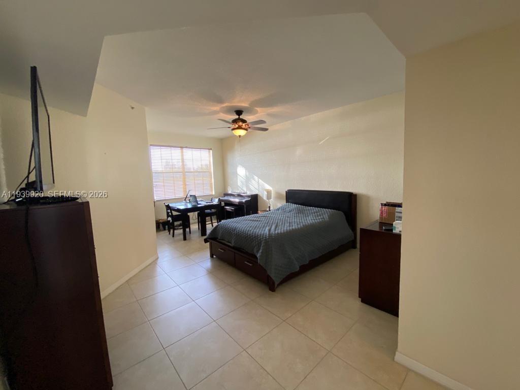 751 Southwest 148th Avenue, Unit 1008 Sunrise, FL 33325 - Photo 3 of 11