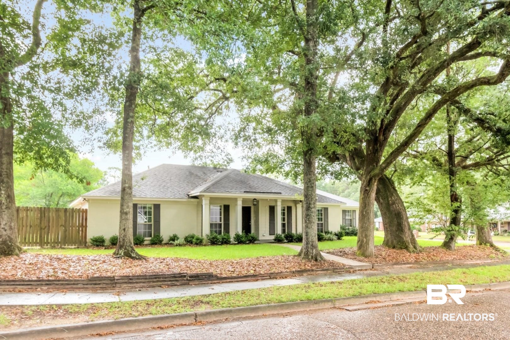 2565 Windmill Court Mobile, AL 36693 - Photo 4 of 30