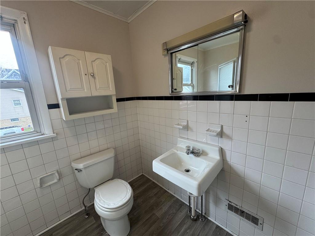 402 Cyrus Street Point Marion, PA 15474 - Photo 33 of 38