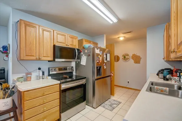 $1,495,000 | 2954-2960 Kentville Drive, Sun Prairie, WI 53590