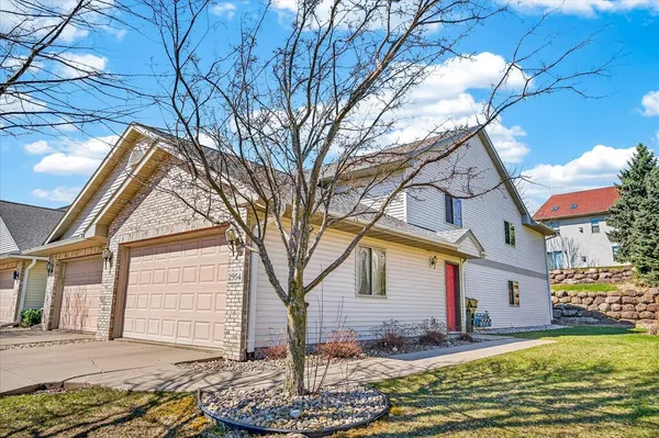 $1,450,000 | 2954-2960 Kentville Drive, Sun Prairie, WI 53590