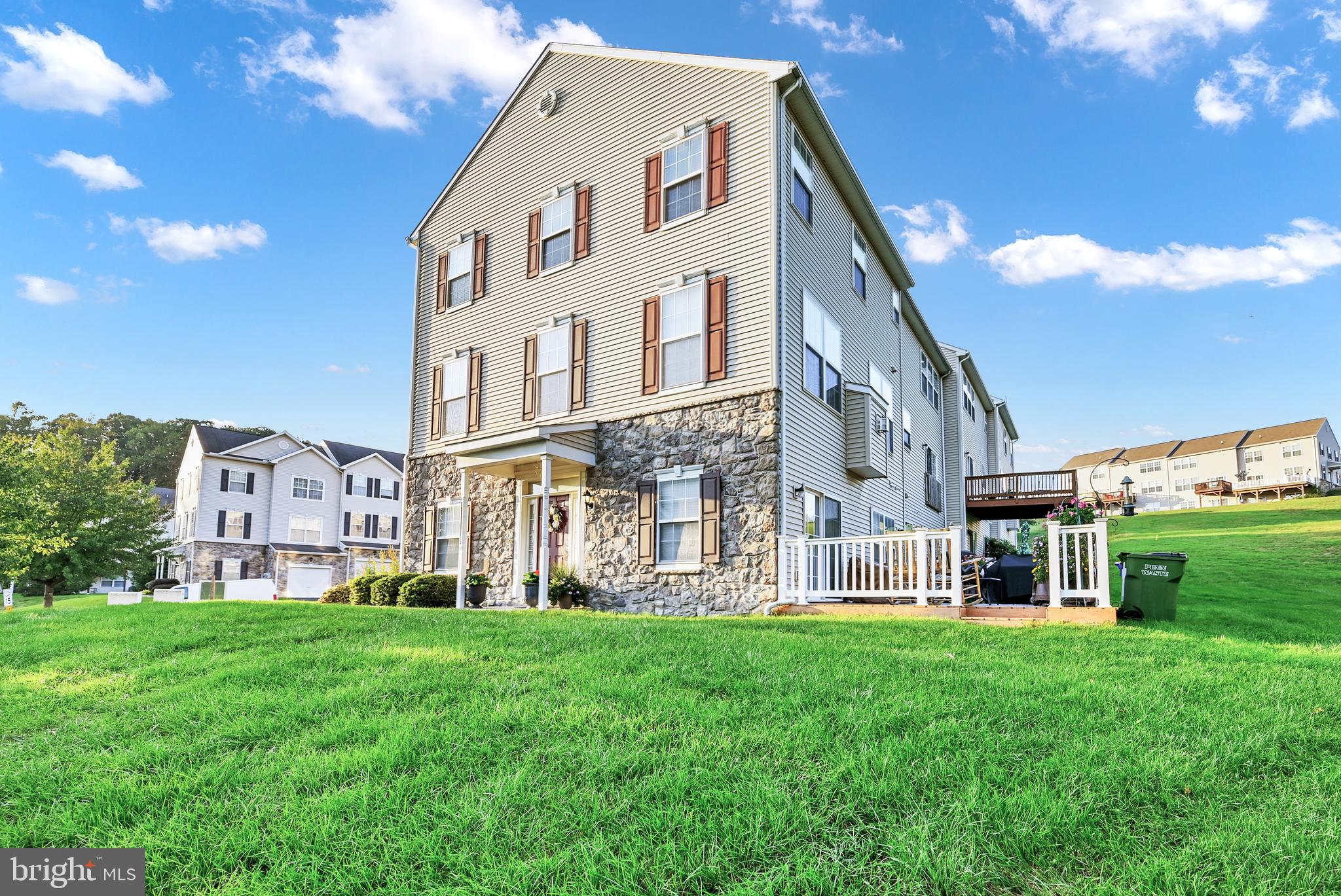 427 Marion Road York, PA 17406 - Photo 3 of 45 Gallery Image 3