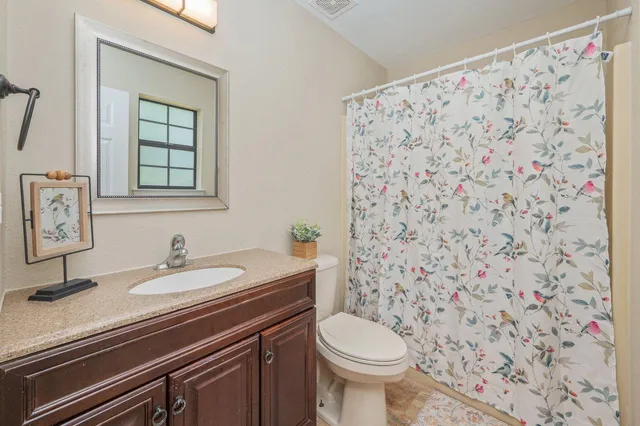 $1,600 | 212 Grand Prix Drive, Crestview, FL 32536