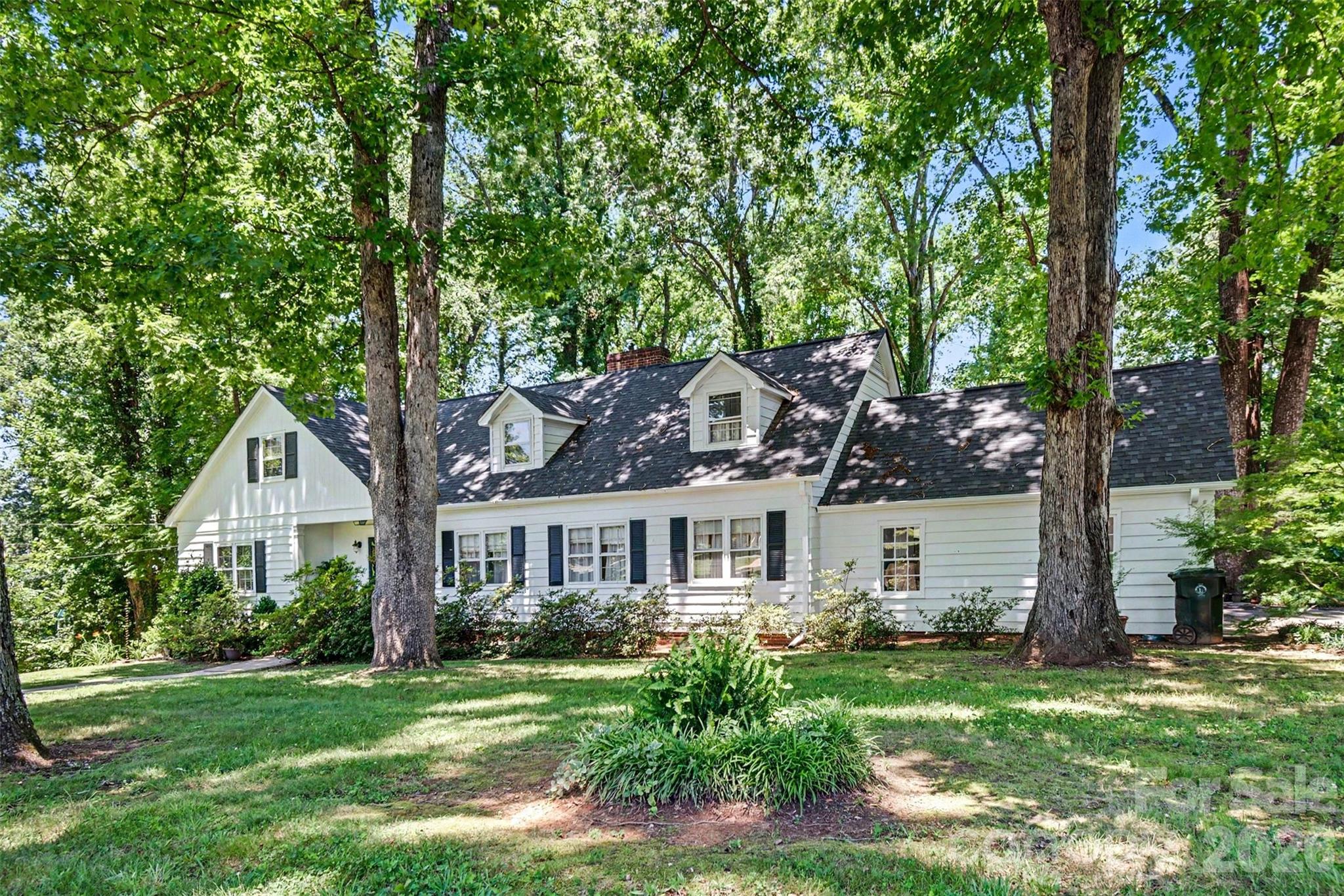 613 East Ridge Street Kings Mountain, NC 28086 - Photo 2 of 25