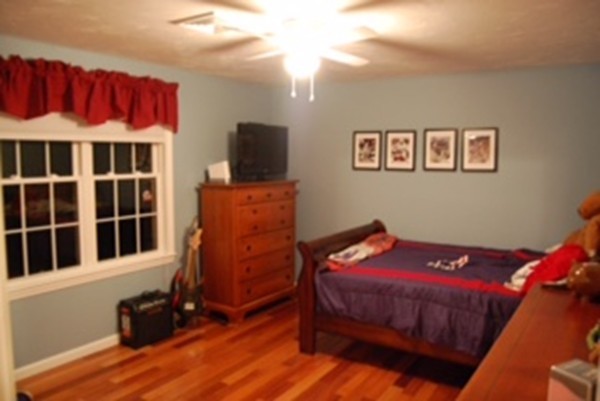 22 Roland Way Milford, MA 01757 - Photo 14 of 25 Gallery Image 14
