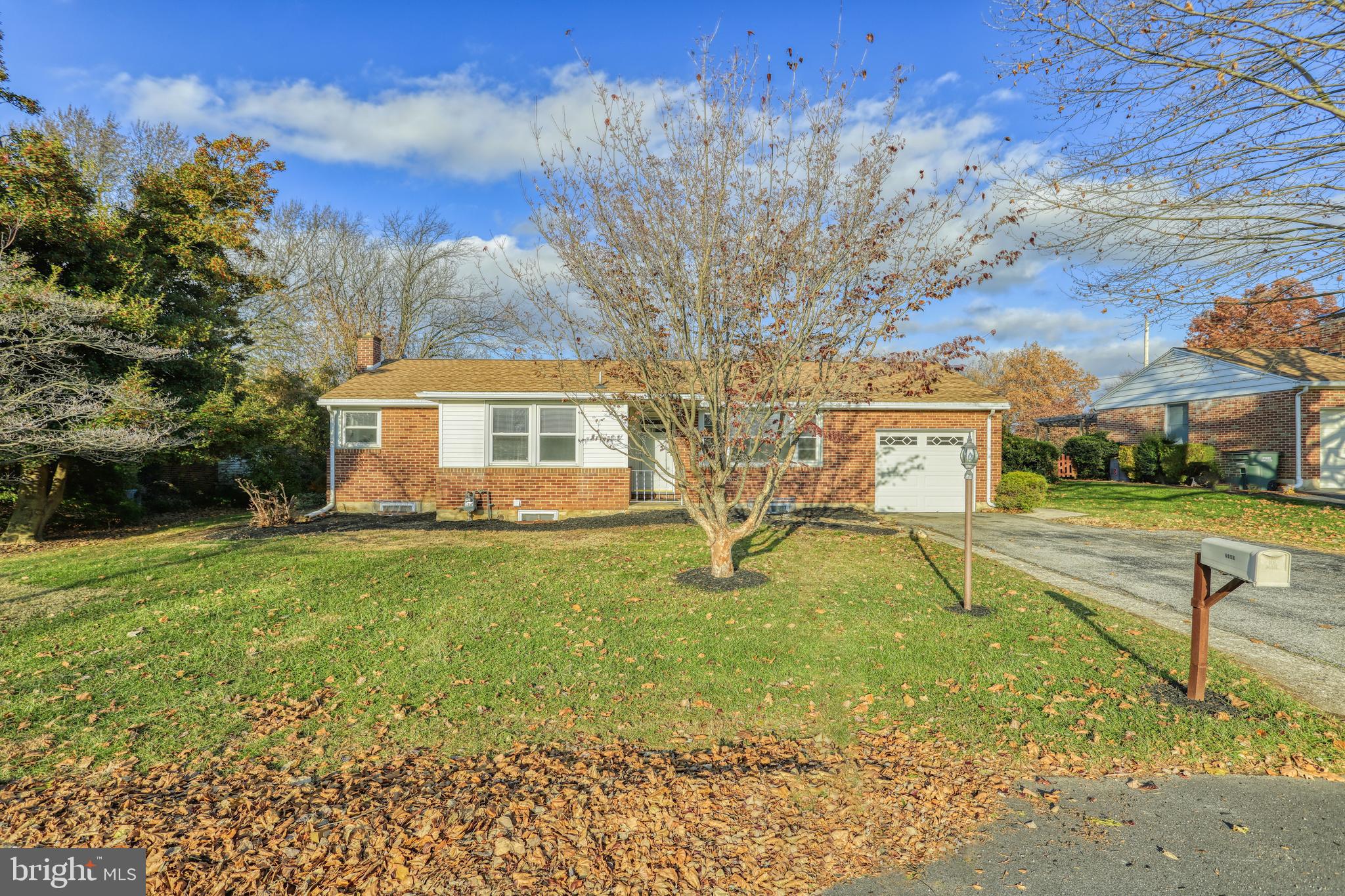 2449 Cambridge Road York, PA 17402 - Photo 2 of 39 Gallery Image 2