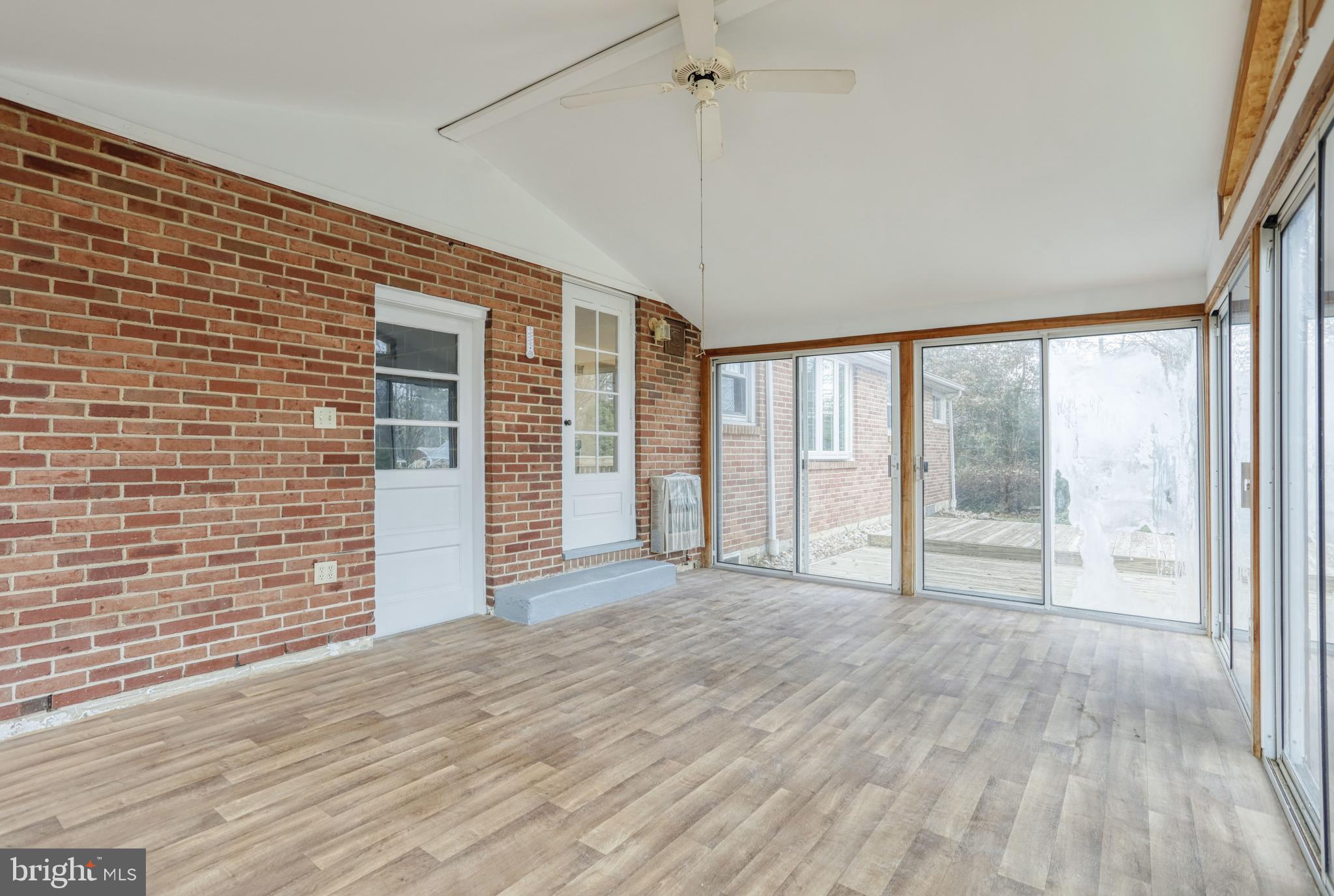 2449 Cambridge Road York, PA 17402 - Photo 23 of 39 Gallery Image 23