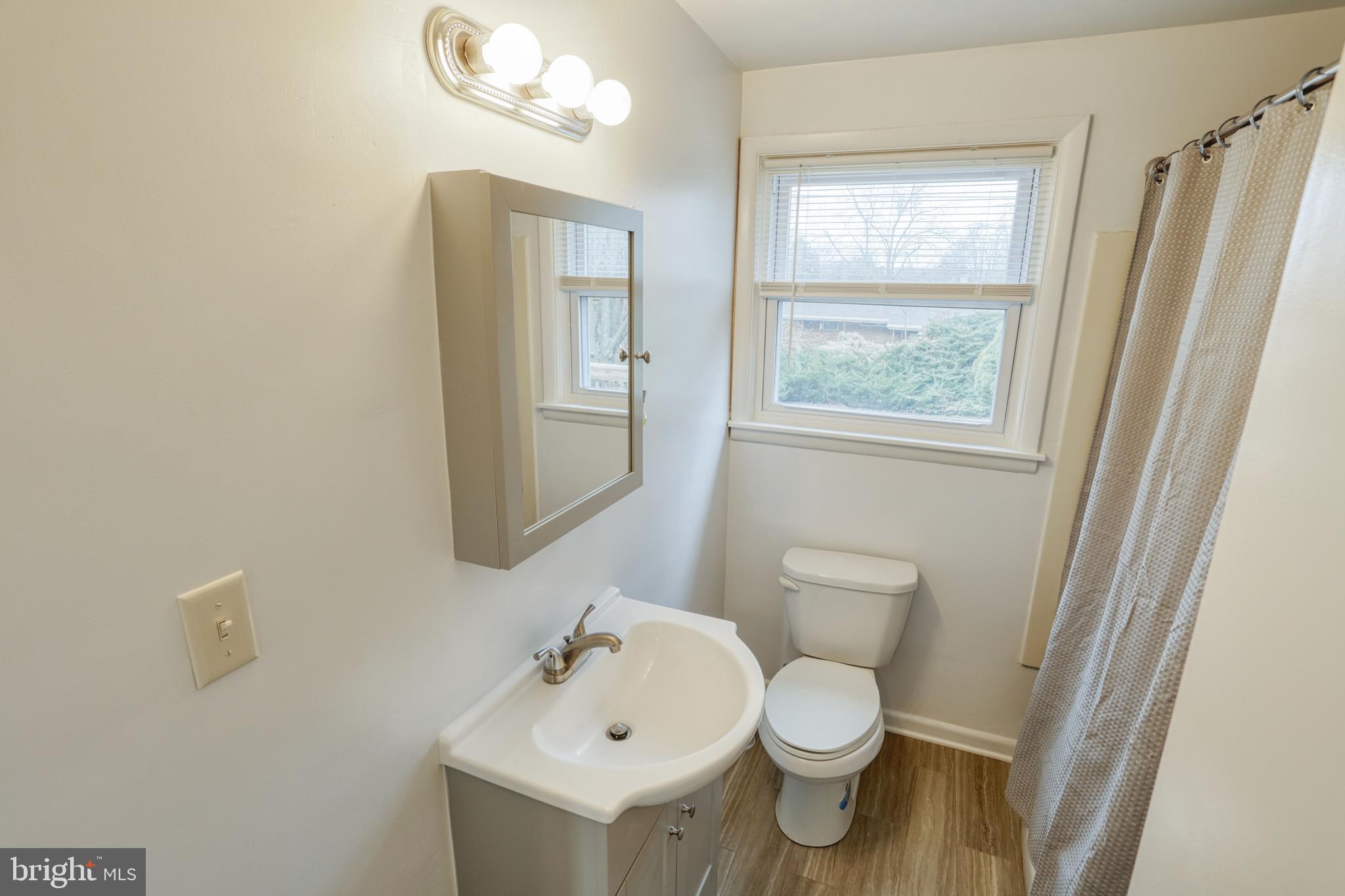 2449 Cambridge Road York, PA 17402 - Photo 32 of 39 Gallery Image 32
