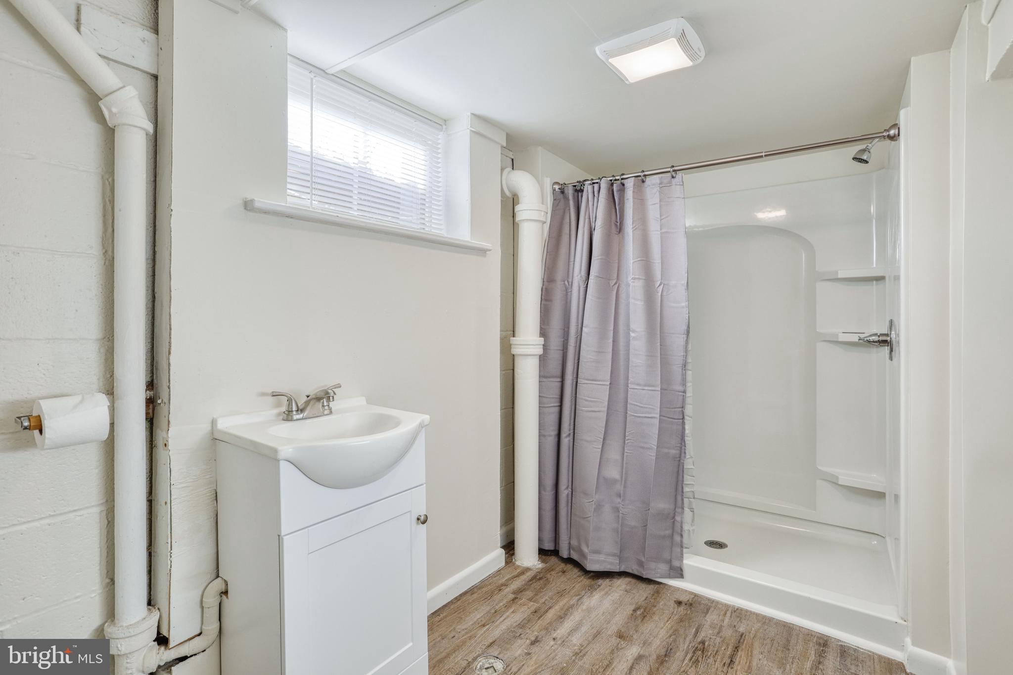 2449 Cambridge Road York, PA 17402 - Photo 35 of 39 Gallery Image 35