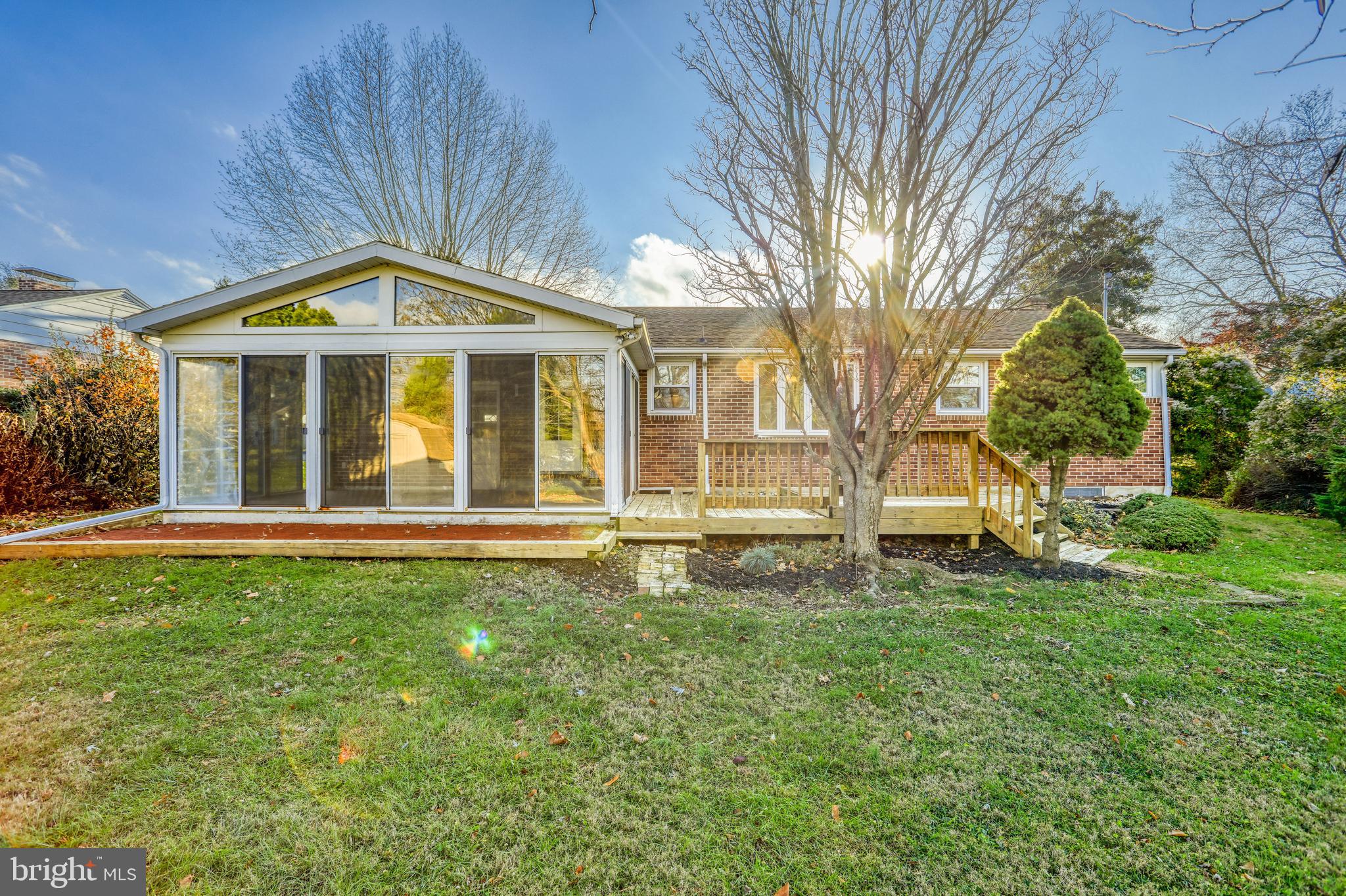 2449 Cambridge Road York, PA 17402 - Photo 6 of 39 Gallery Image 6