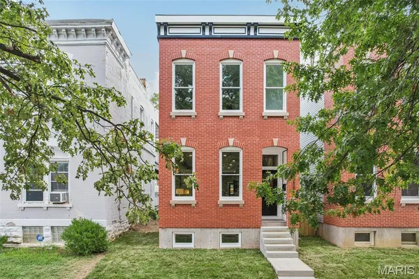 $365,000 | 2258 South Jefferson Avenue, St. Louis, MO 63104