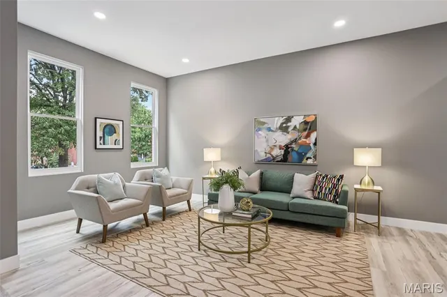 $385,000 | 2258 South Jefferson Avenue, St. Louis, MO 63104