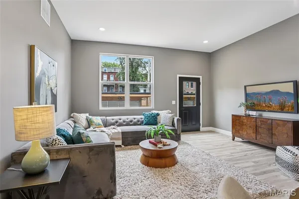 $365,000 | 2258 South Jefferson Avenue, St. Louis, MO 63104
