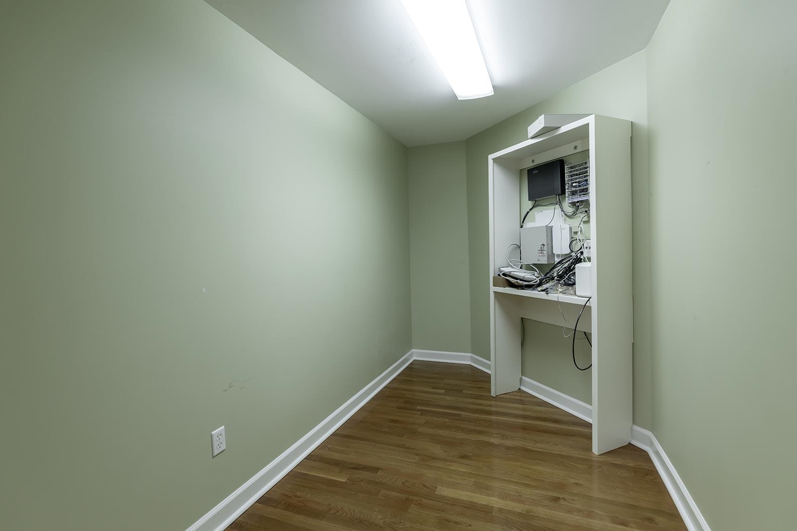 9390 Mayfield Road South Collierville, TN 38017 - Photo 38 of 40 a view of a storage & utility room in a house