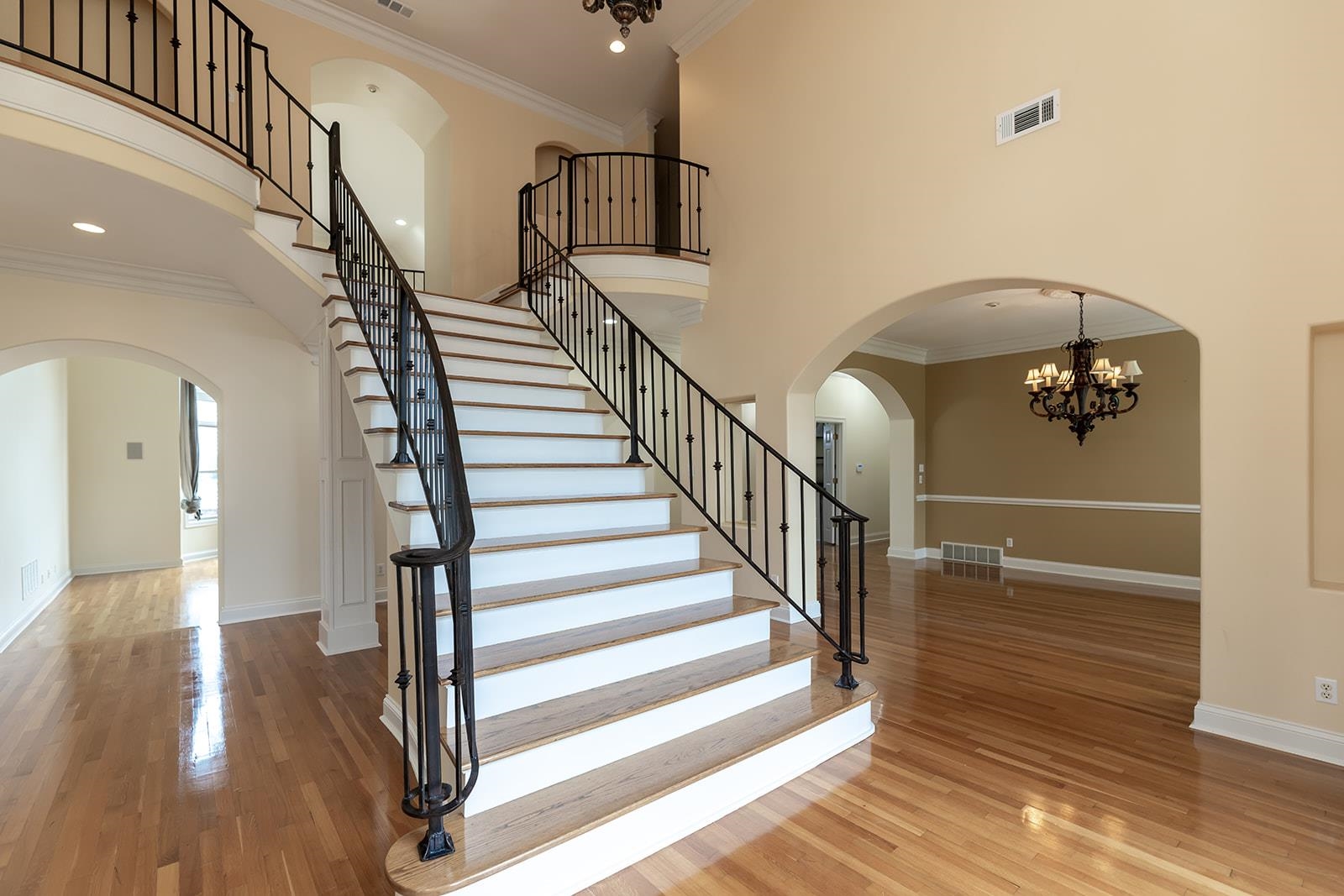 9390 Mayfield Road South Collierville, TN 38017 - Photo 8 of 40 a view of entryway and hall with wooden floor