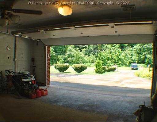 134 Burning Springs Road Belle, WV 25015 - Photo 15 of 16 Garage.