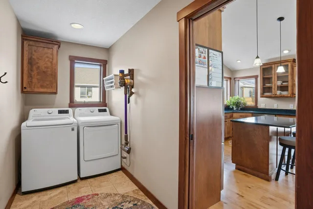 $499,900 | 354 Glenmeadow Street, River Falls, WI 54022