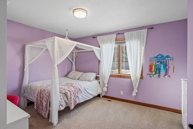 $499,900 | 354 Glenmeadow Street, River Falls, WI 54022