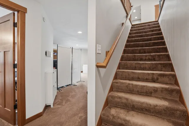 $499,900 | 354 Glenmeadow Street, River Falls, WI 54022