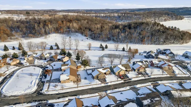 $499,900 | 354 Glenmeadow Street, River Falls, WI 54022