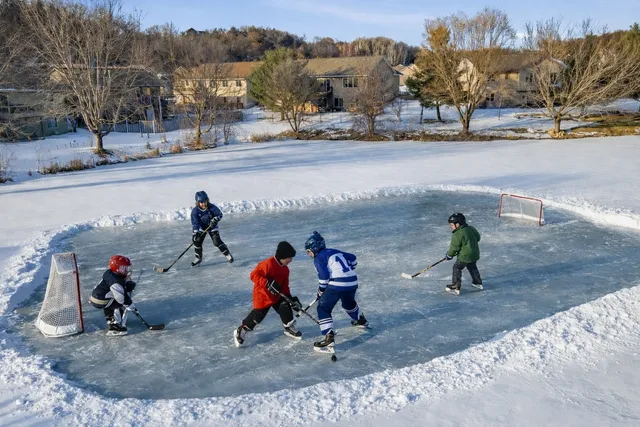 $499,900 | 354 Glenmeadow Street, River Falls, WI 54022