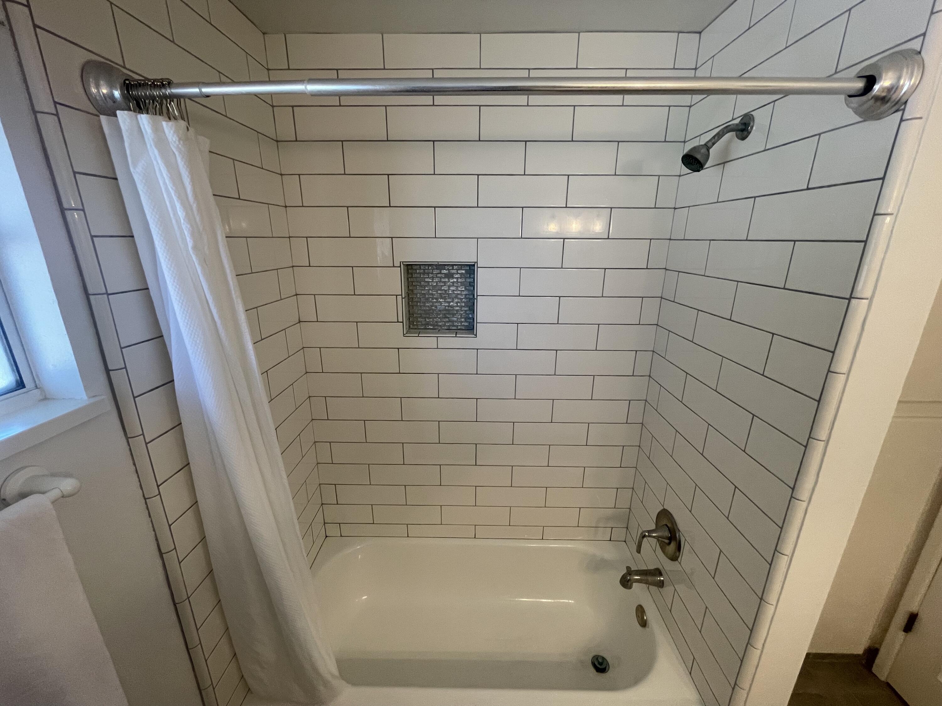 4170 Meander Drive Redding, CA 96001 - Photo 27 of 50 a bathroom with a shower and a bath tub