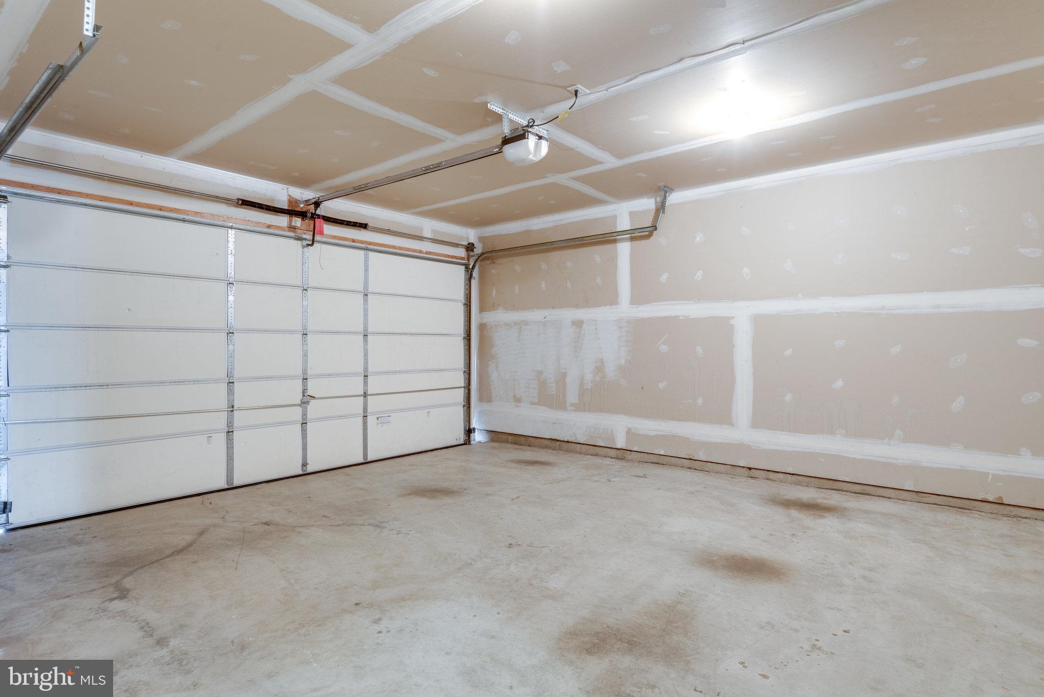 6884 Witton Circle Gainesville, VA 20155 - Photo 29 of 40 a view of a garage